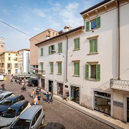 Il Salotto Del Conte 2*